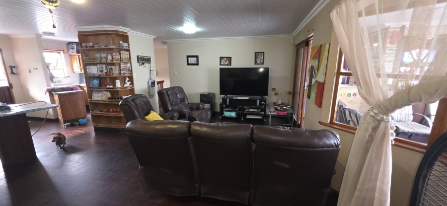 6 Bedroom Property for Sale in Dana Bay Western Cape